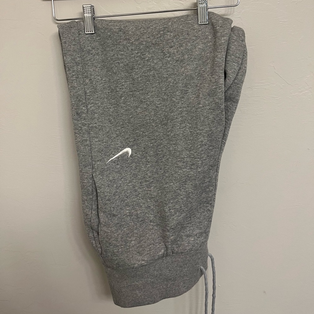 light gray Nike crop sweats